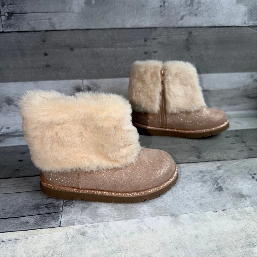 Kelly & Katie Charlie Rose Gold Glitter Faux Fur Rhinestone Boots Kids 10M